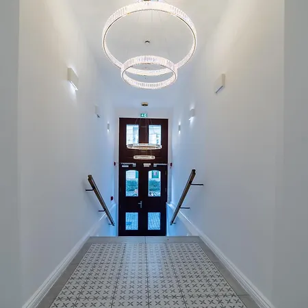 Zielona Harmony By Bookinghost 아파트