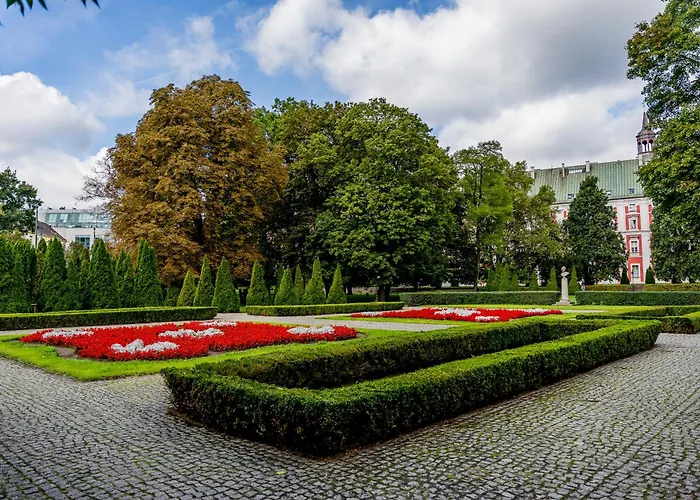 Zielona Harmony By Bookinghost 아파트